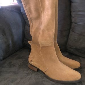 Ugg Leigh Boots